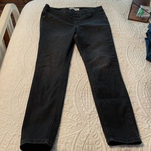 Old Navy Rockstar super skinny jeggings